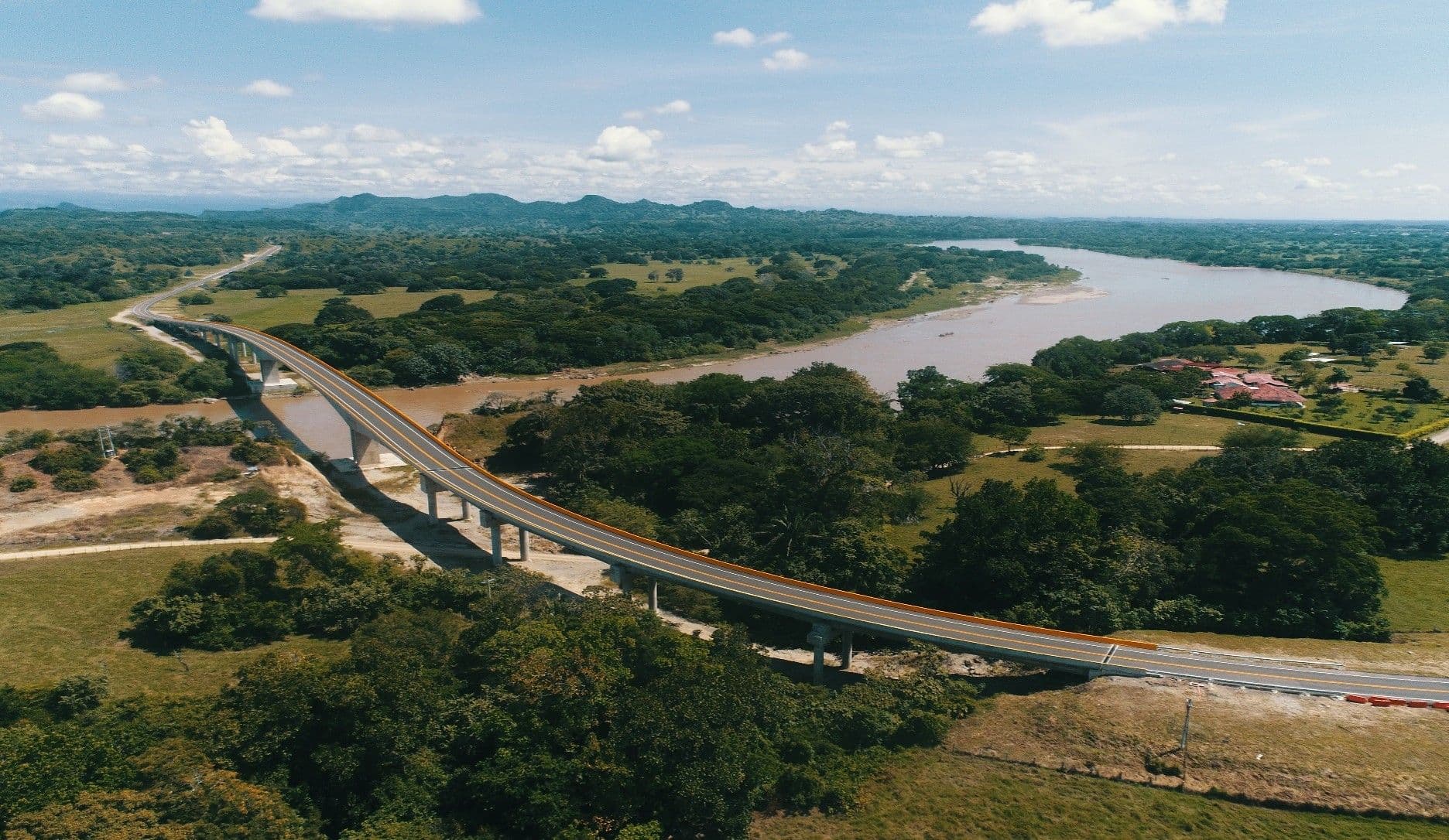 Préstamos sindicados y préstamos A/B